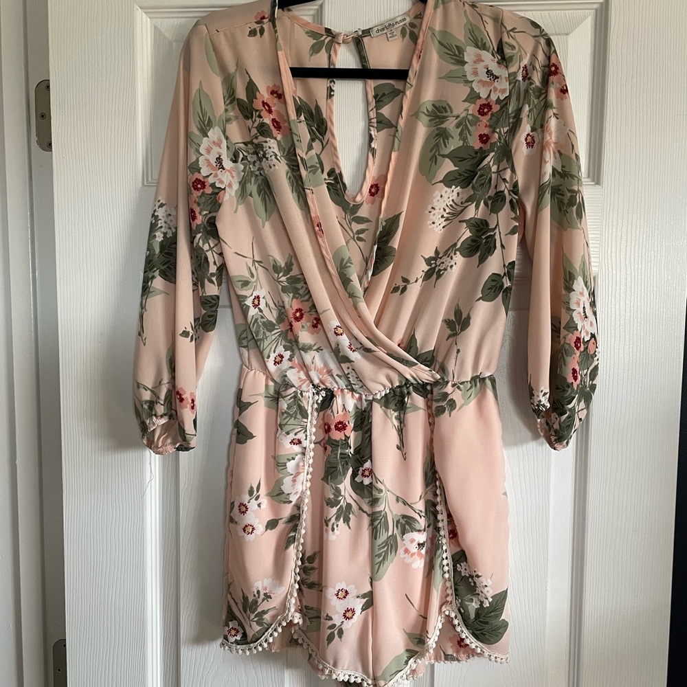 Spring floral romper 🌺